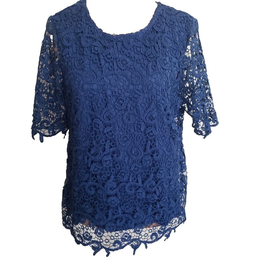 Philosophy Top Women's Medium Stretch Lined Full Lace Blouse Blue Button Closure